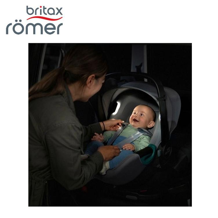 Britax Römer Baby-Safe iSense mit Flex Base iSense - 11